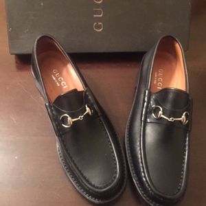 GUCCI Horsebit Leather Loafer (WOMEN)